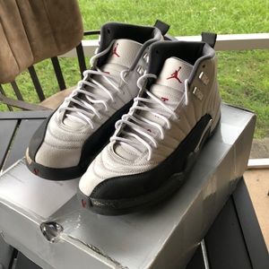Jordan 12 in 8/10 condition size 10
